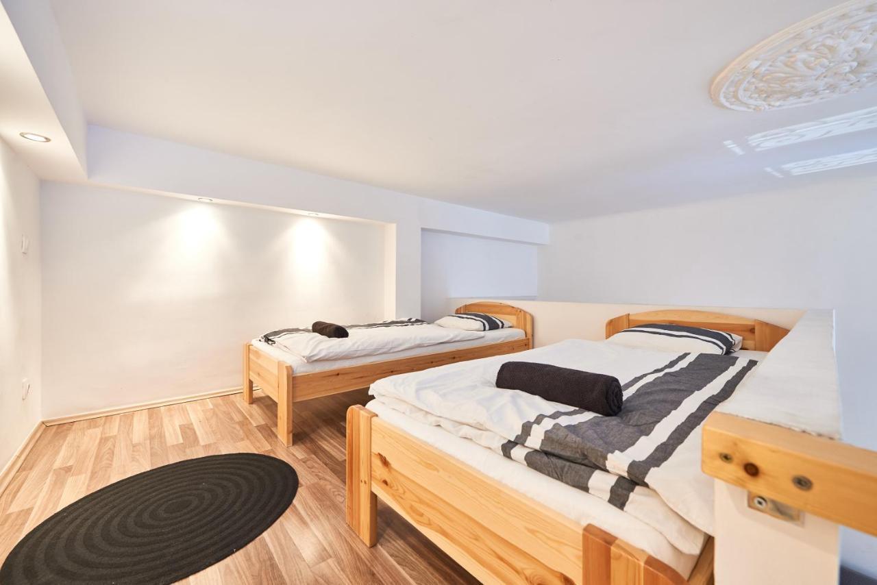 בודפשט Large Apartment For Groups City Center Dist. VII מראה חיצוני תמונה