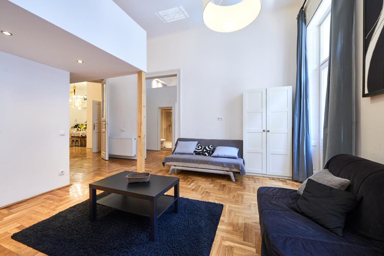 בודפשט Large Apartment For Groups City Center Dist. VII מראה חיצוני תמונה