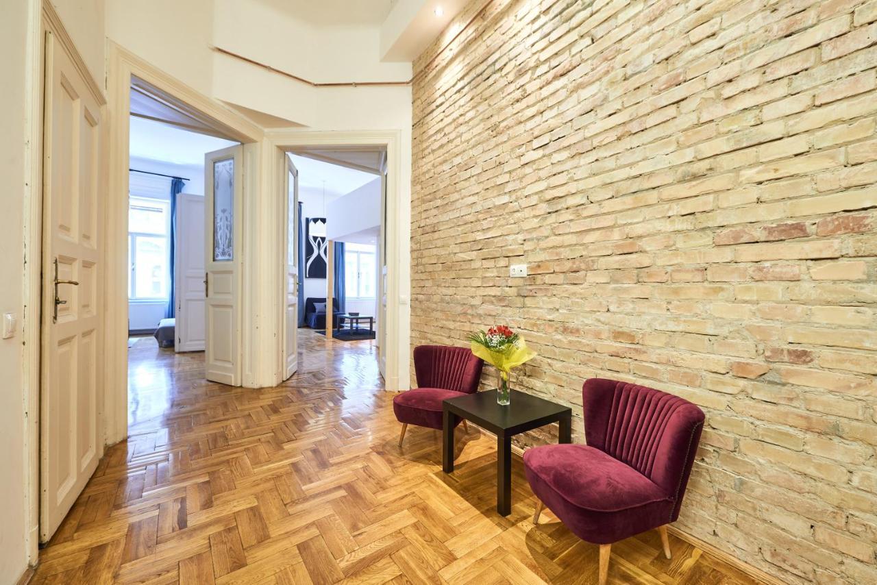בודפשט Large Apartment For Groups City Center Dist. VII מראה חיצוני תמונה