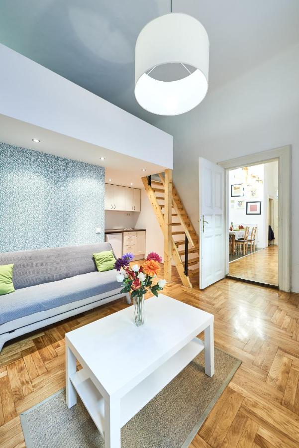 בודפשט Large Apartment For Groups City Center Dist. VII מראה חיצוני תמונה